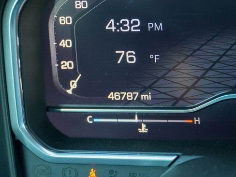 Used 2024 GMC Sierra 2500 AT4 w/ Snow Plow Prep/Camper Package image 35