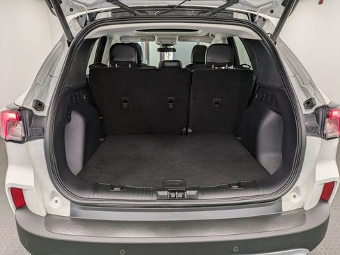 Used 2022 Ford Escape SEL w/ Technology Package image 24