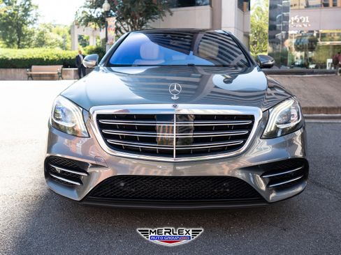 Used 2018 Mercedes-Benz S 560 4MATIC Sedan image 2