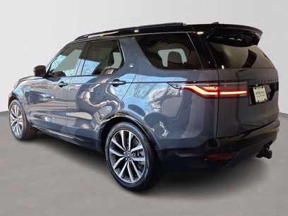 Certified 2025 Land Rover Discovery Dynamic SE