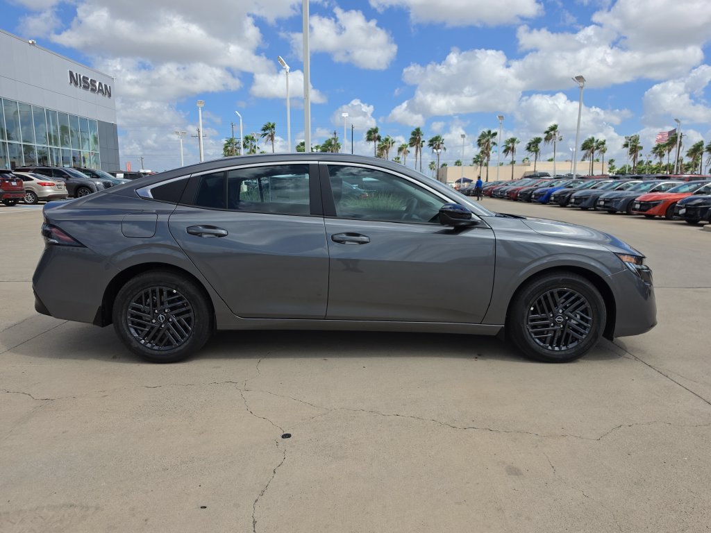 New 2027 Nissan Sentra SV FWD image 7
