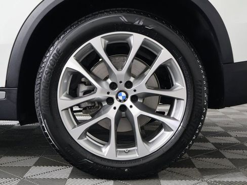Used 2026 BMW X5 xDrive40i w/ Premium Package image 16