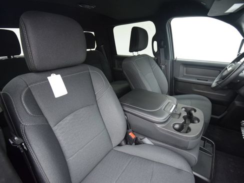 New 2026 RAM 2500 Tradesman AWD/4WD image 17