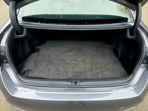 Used 2016 Lexus RC 200t image 31