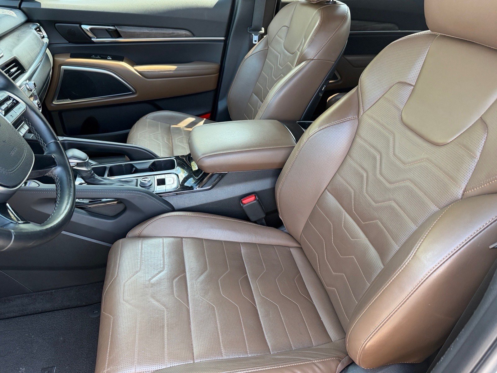 Used 2022 Kia Telluride SX w/ SX Prestige Package AWD/4WD image 10