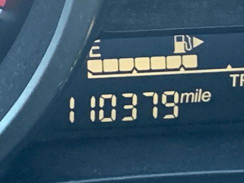 Used 2012 MAZDA MAZDA3 i Touring image 21