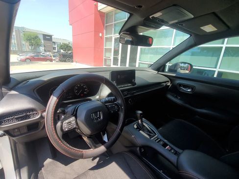 Used 2023 Honda HR-V Sport image 13
