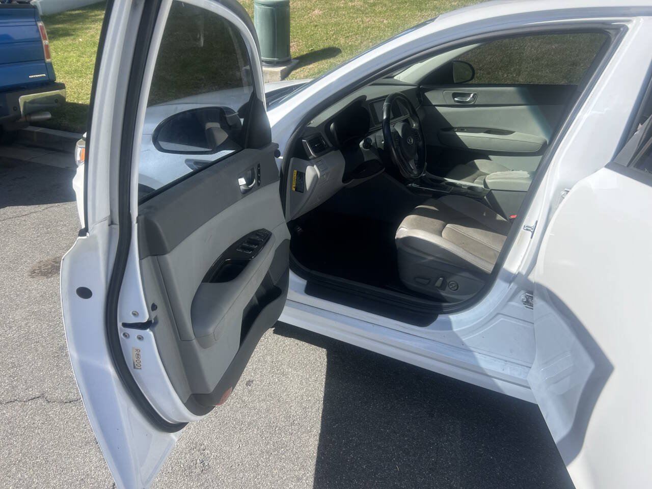 Used 2017 Kia Optima EX FWD image 6