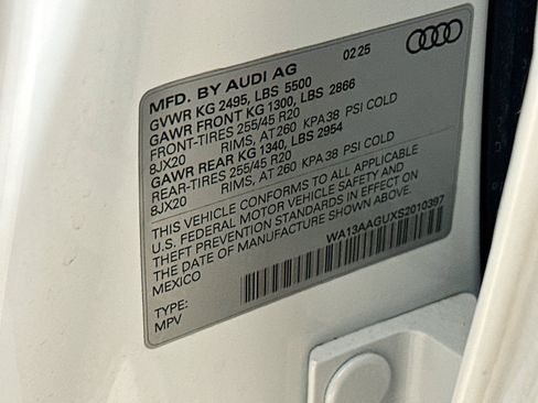 Used 2025 Audi Q5 Prestige AWD/4WD image 42
