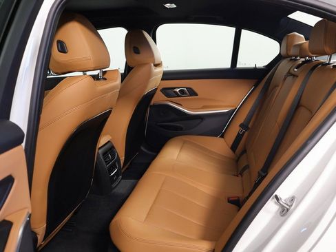 Used 2025 BMW 330i Sedan w/ Convenience Package image 11