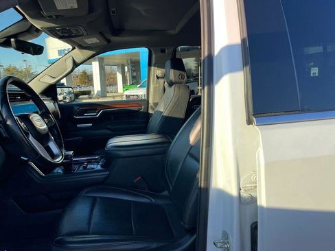Used 2023 GMC Sierra 1500 Denali w/ Denali Reserve Package AWD/4WD image 21