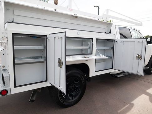 New 2025 RAM 2500 Tradesman image 18