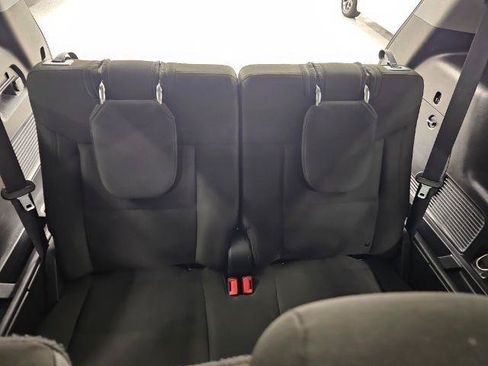 Used 2020 Ford Explorer XLT AWD/4WD image 14