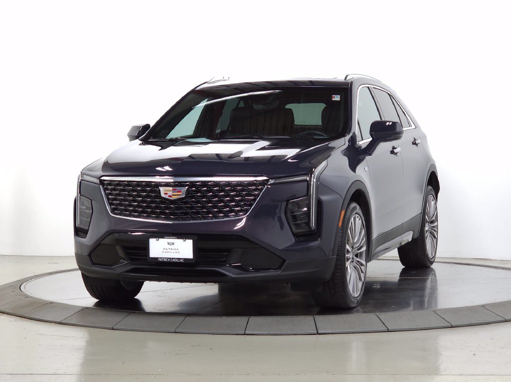 Used 2024 Cadillac XT4 Premium Luxury w/ Technology Package FWD image 1