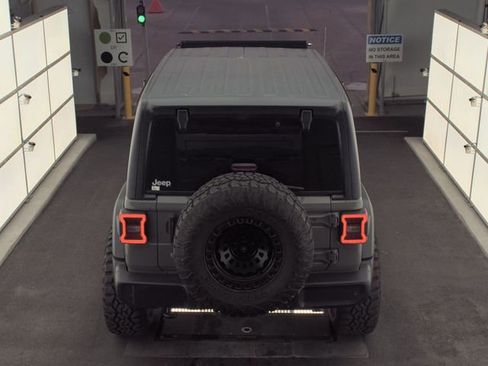 Used 2019 Jeep Wrangler Unlimited Sport S image 5