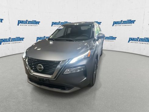 Used 2021 Nissan Rogue SV AWD/4WD image 4