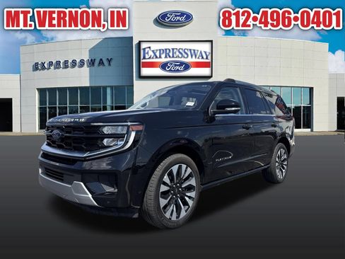 Used 2025 Ford Expedition Platinum w/ Driver's Package AWD/4WD image 10