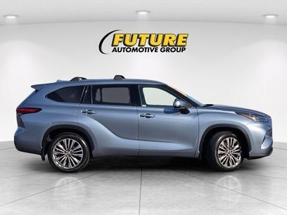 Used 2021 Toyota Highlander Platinum