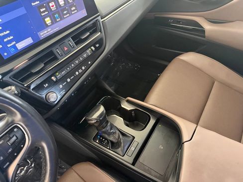Used 2023 Lexus ES 350 w/ Premium Package FWD image 47