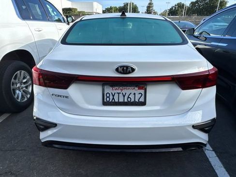 Used 2021 Kia Forte LXS FWD image 6