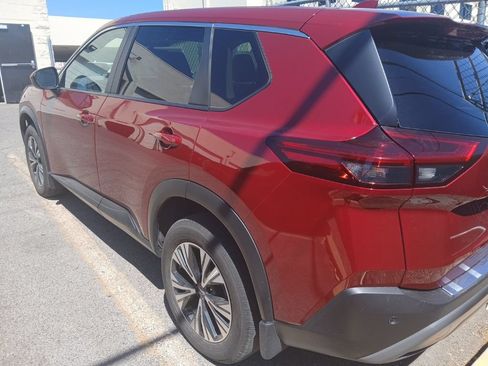 Certified 2023 Nissan Rogue SV FWD image 5