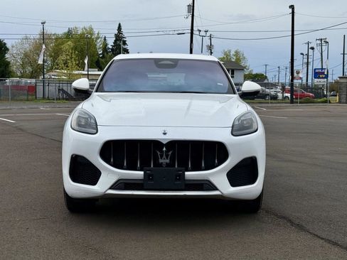 Used 2024 Maserati Grecale GT image 3