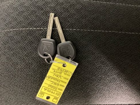 Used 2020 GMC Savana 2500 image 28