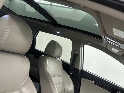 Used 2020 Kia Sorento EX image 42