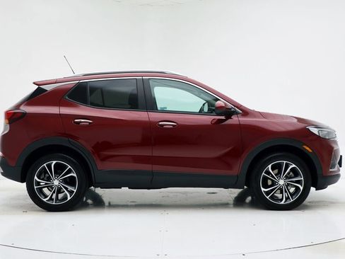 Used 2023 Buick Encore GX Select w/ Safety Package II image 3