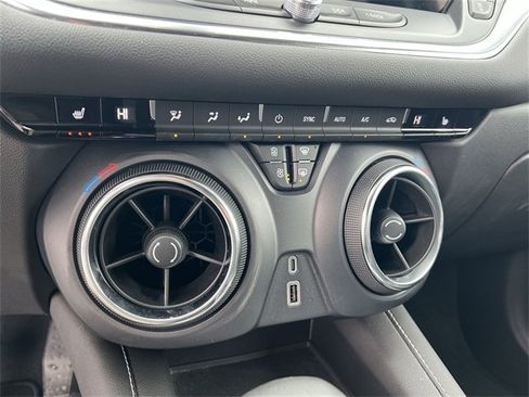 Certified 2024 Chevrolet Blazer LT image 16