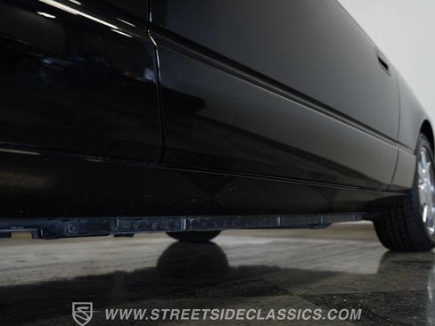 Used 2003 Ford Thunderbird image 32