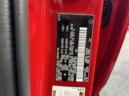 New 2025 Toyota 4Runner Limited image 22