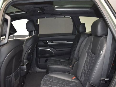 Certified 2023 Kia Telluride SX Prestige X-Pro image 10