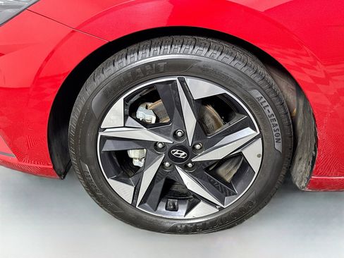 Used 2023 Hyundai Elantra SEL w/ Convenience Package image 38