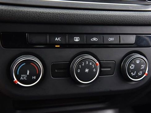 Used 2017 Volkswagen Tiguan S AWD/4WD image 13