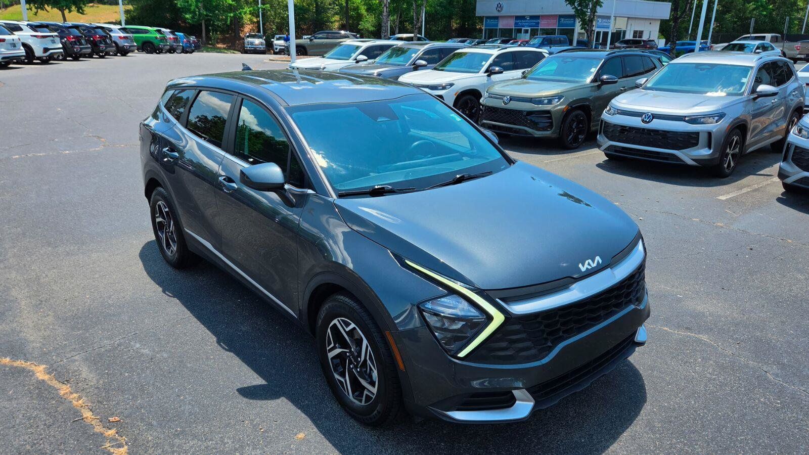 Used 2023 Kia Sportage LX FWD image 7