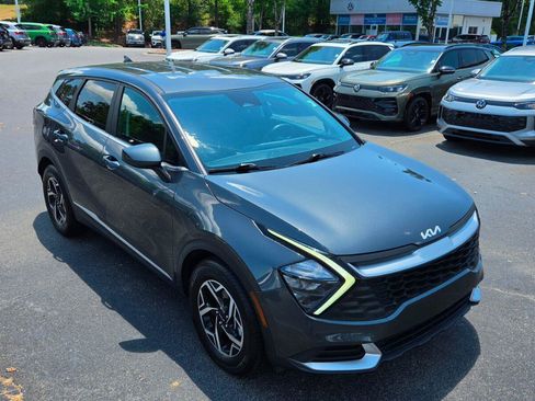 Used 2023 Kia Sportage LX FWD image 7
