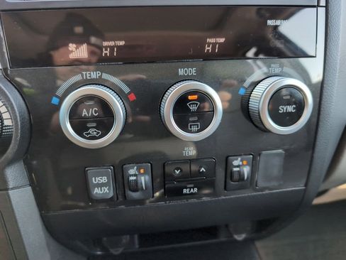 Used 2018 Toyota Sequoia Limited image 30