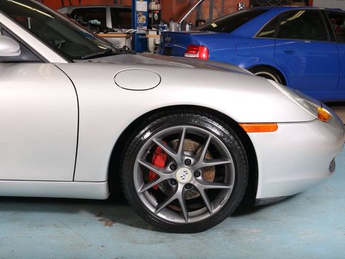 Used 2000 Porsche Boxster S RWD image 10