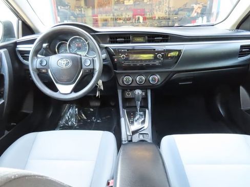 Used 2014 Toyota Corolla L FWD image 5