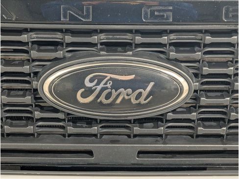 Used 2022 Ford Ranger XLT w/ Equipment Group 302A High image 5