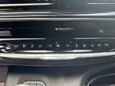 Used 2023 Cadillac Escalade ESV V image 25