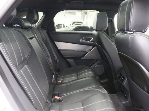 Used 2018 Land Rover Range Rover Velar R-Dynamic SE AWD/4WD image 22