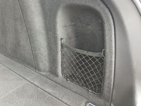 Used 2020 Porsche Macan image 44