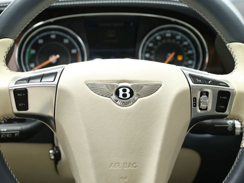 Used 2016 Bentley Continental GT V8 S image 26