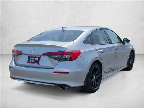 Used 2023 Honda Civic Sport image 5