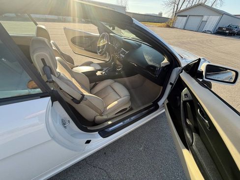 Used 2006 BMW 650i Convertible image 5