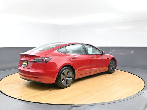Used 2022 Tesla Model 3 RWD image 7