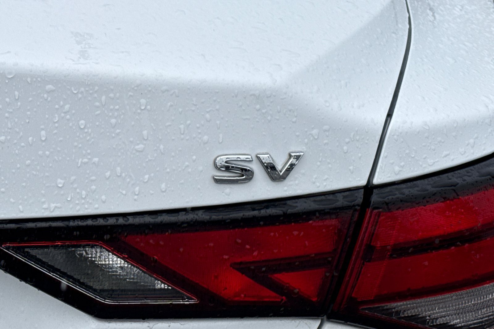 Certified 2024 Nissan Sentra SV FWD image 33