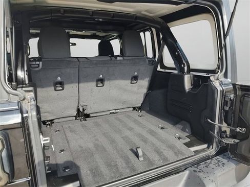 Certified 2021 Jeep Wrangler Unlimited Sport image 31